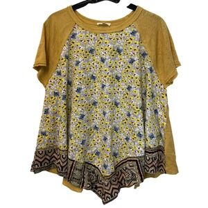 Easel Los Angeles‎ Women's Size S Tunic Top Yellow Floral Print Geometric Hem